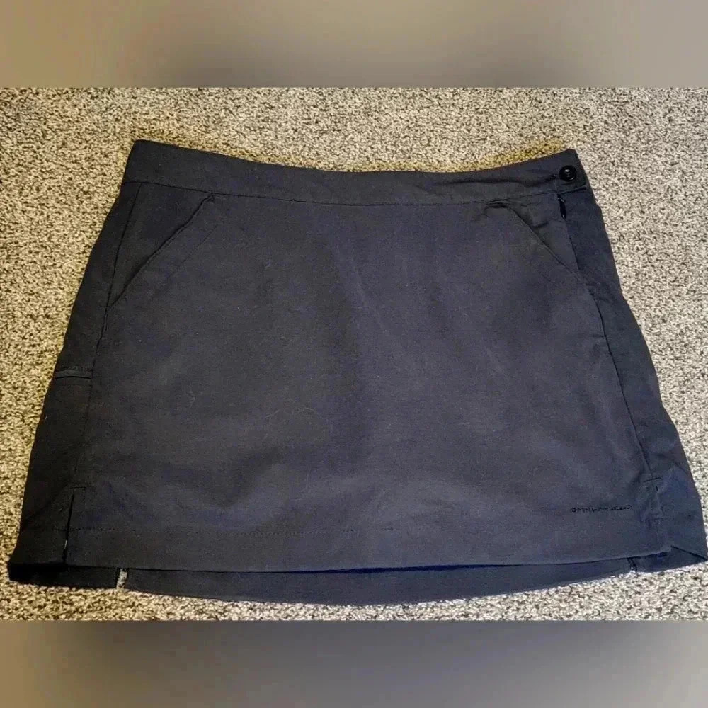 Columbia Titanium Womens Skort, size 6, black